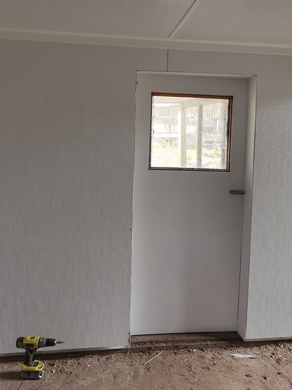 45-tuer-verschalung-10 Tür mit Schalplatten