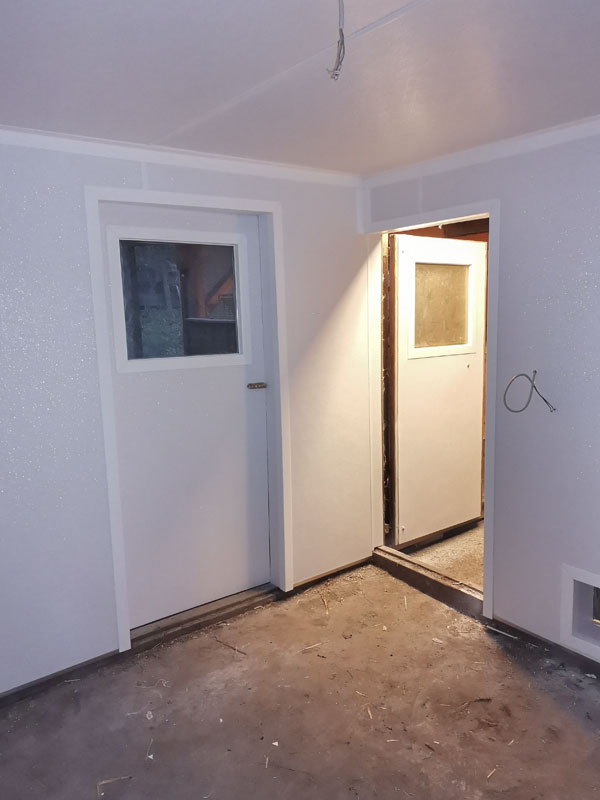 45-fertige-verschalung-11 Renovierte Türen und Boden