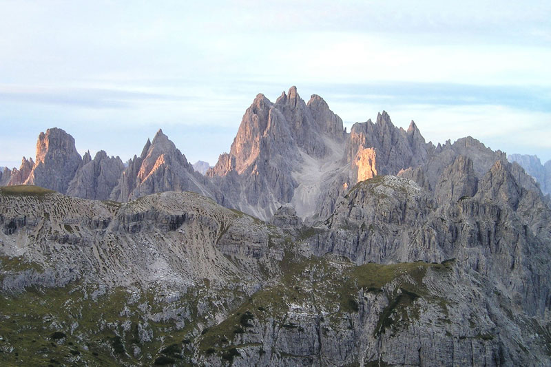 96-gebirgszug-dolomiten Die Dolomiten, ein Gebirge in den Südalpen